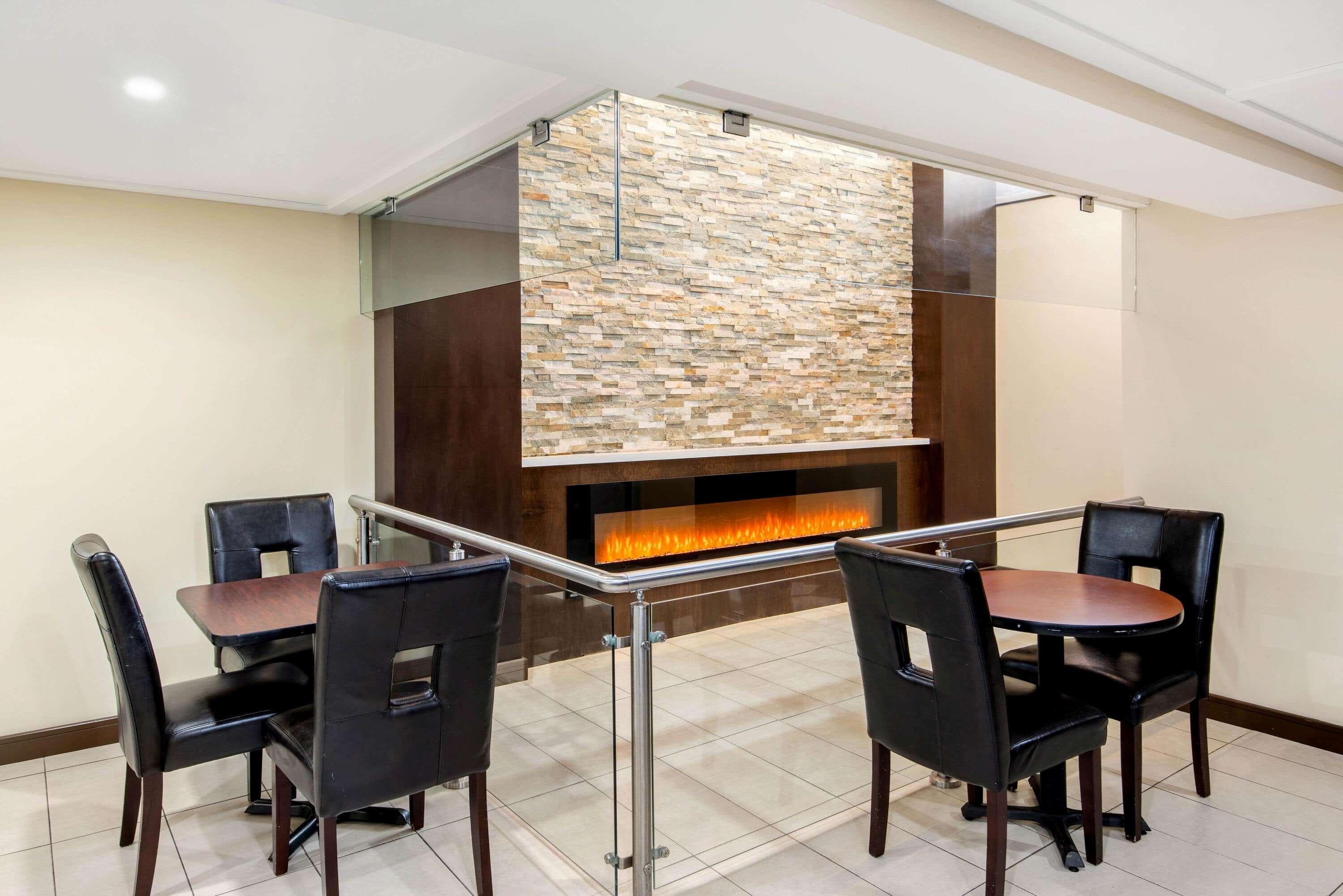 Hotel La Quinta By Wyndham Oshawa Esterno foto