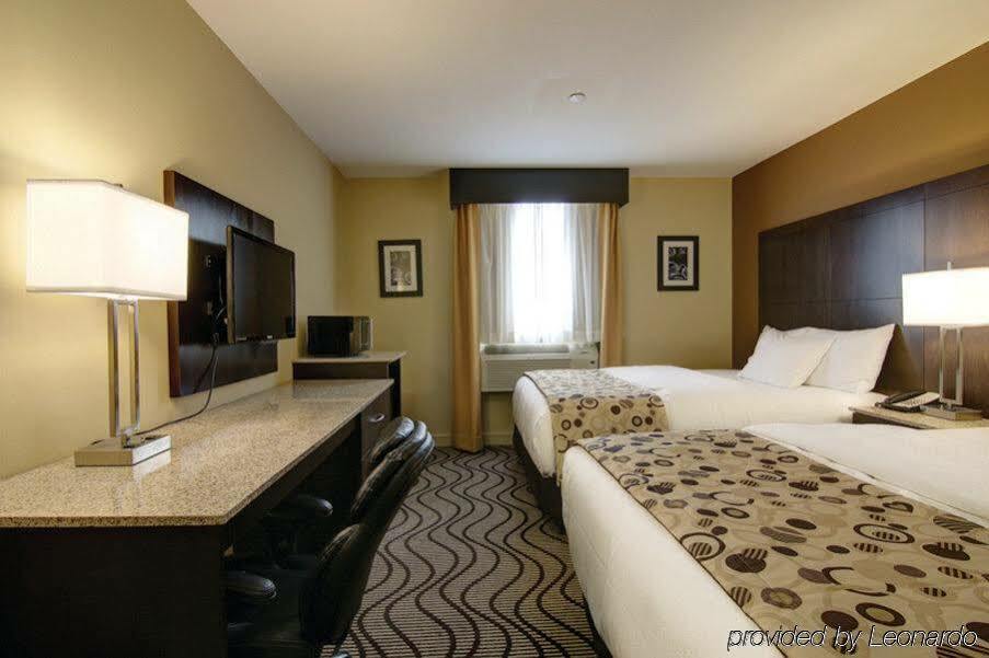 Hotel La Quinta By Wyndham Oshawa Esterno foto